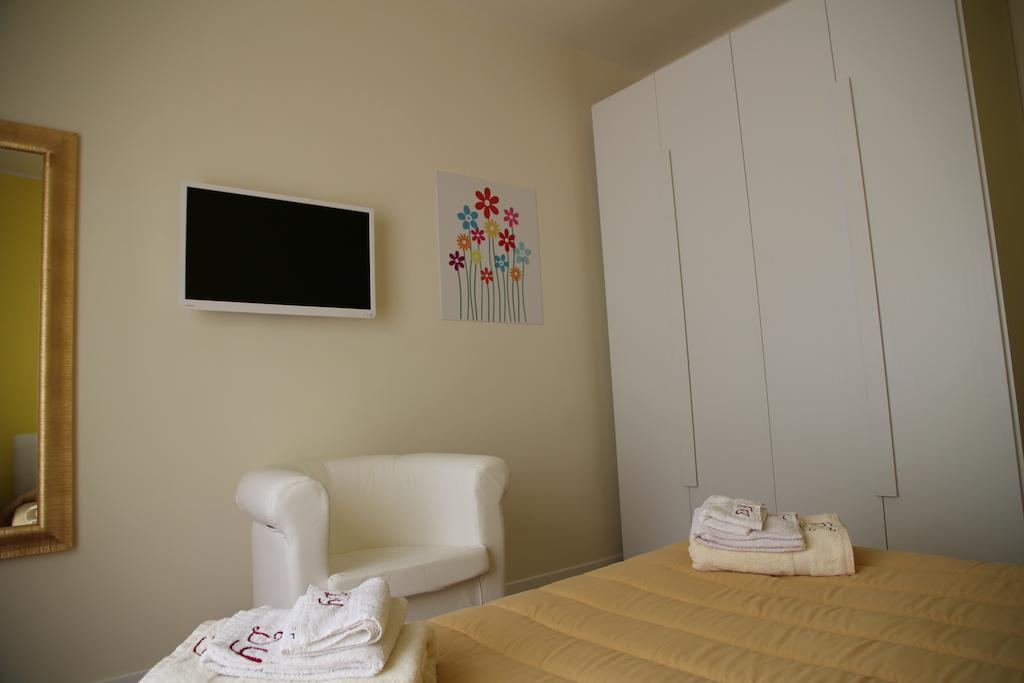 Domus Yenne Suites كالياري المظهر الخارجي الصورة