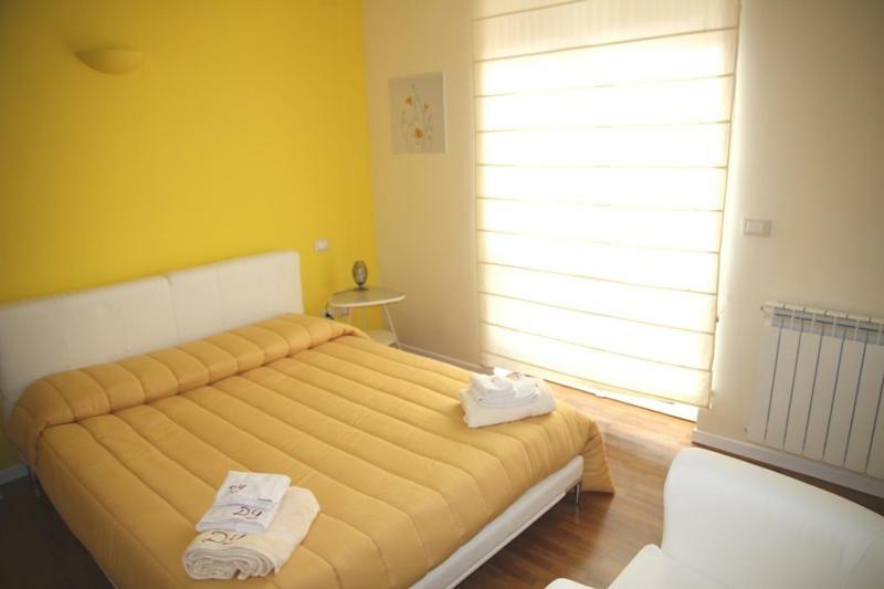 Domus Yenne Suites كالياري المظهر الخارجي الصورة
