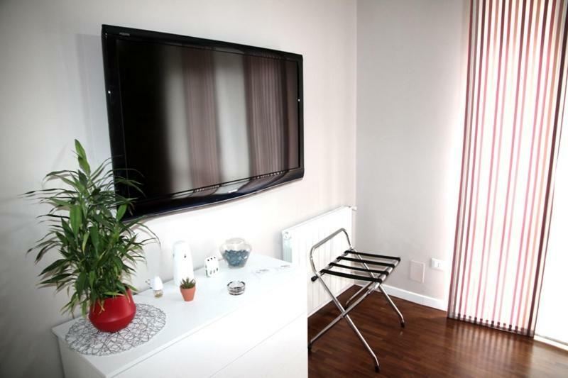 Domus Yenne Suites كالياري المظهر الخارجي الصورة