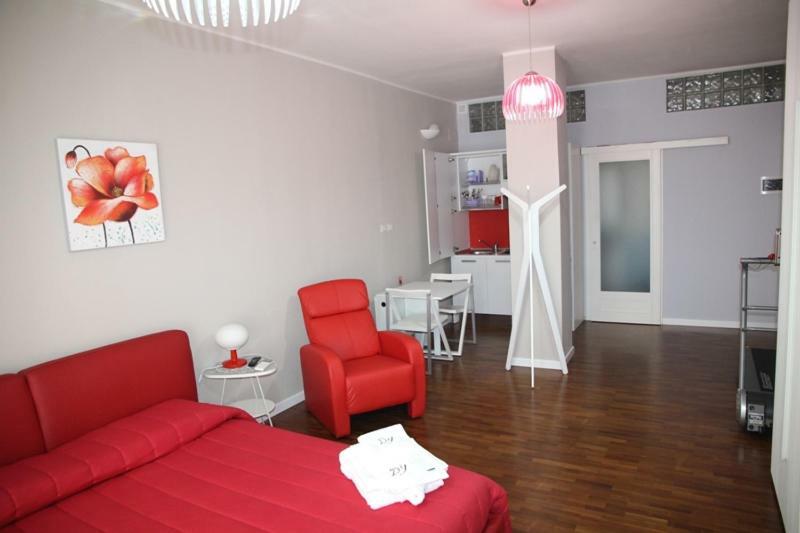 Domus Yenne Suites كالياري المظهر الخارجي الصورة